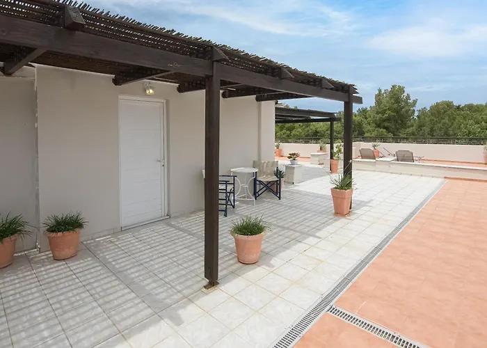 Talos Hotel Apartments Kato Daratso