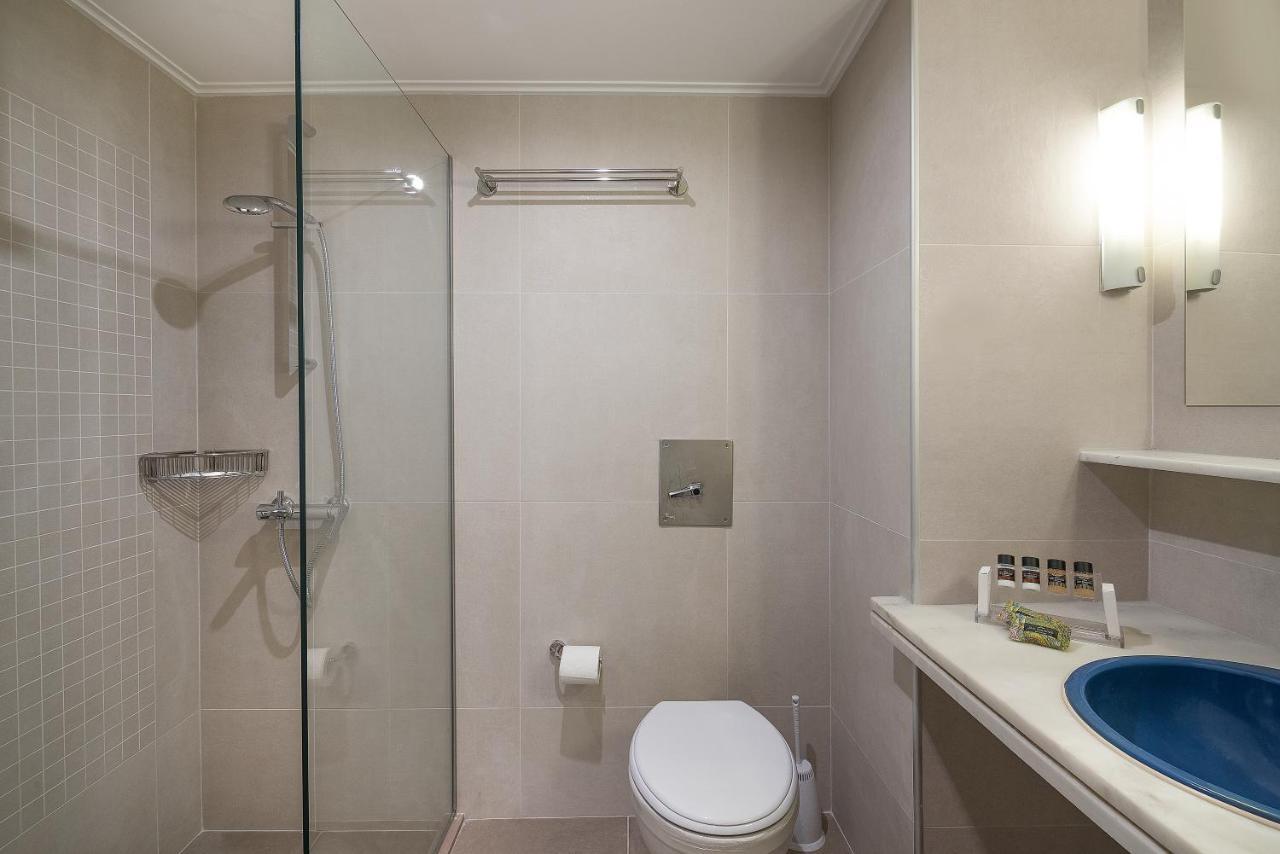 Standard Two-Bedroom Apartment Side Sea View