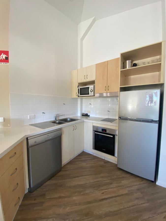 One-Bedroom Apartment Street Side,1000499181:JPEG