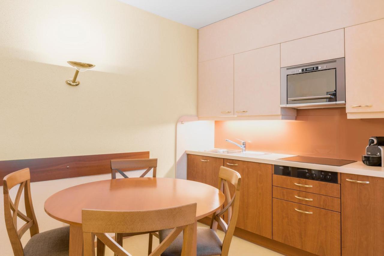 One-Bedroom Apartment Annex