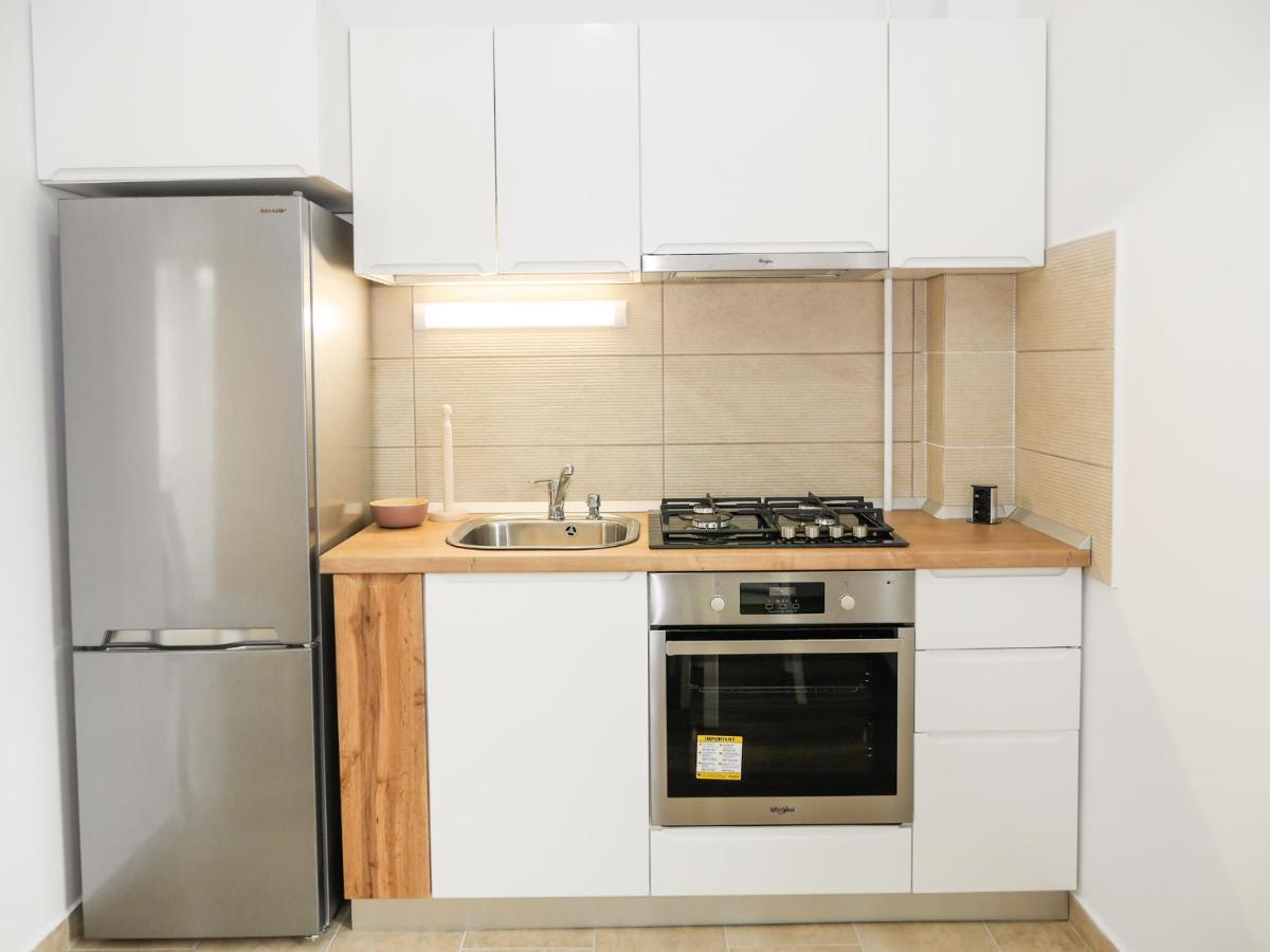 One-Bedroom Apartment,1008707698:JPEG