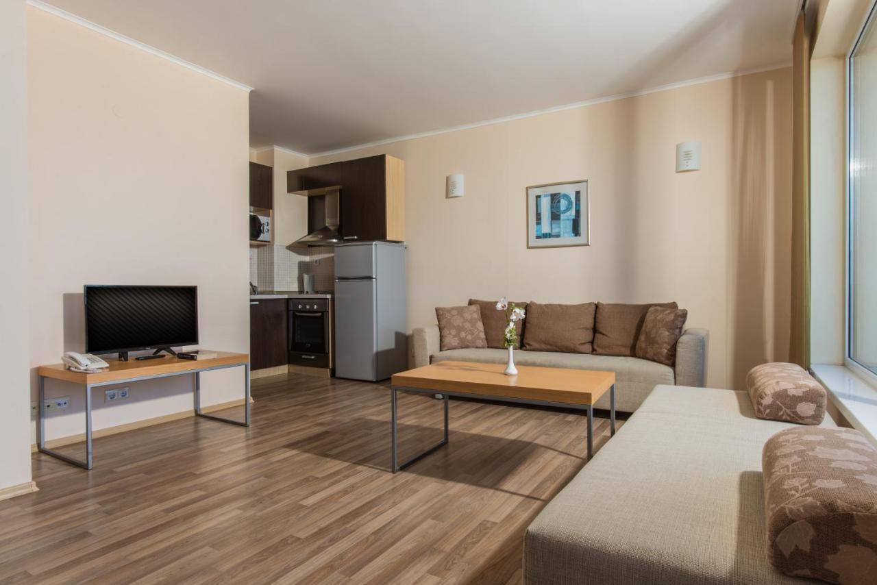 One-Bedroom Apartment Exclusive Sea View