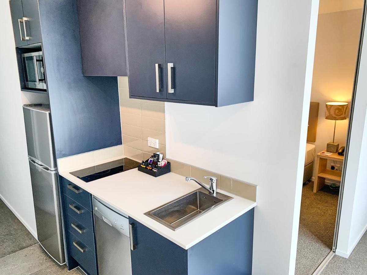 One-Bedroom Apartment Non-Smoking