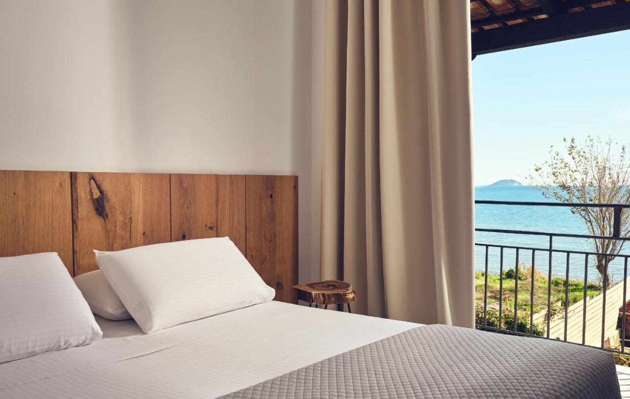 Superior Triple Room with Sea View,1068015037:JPEG