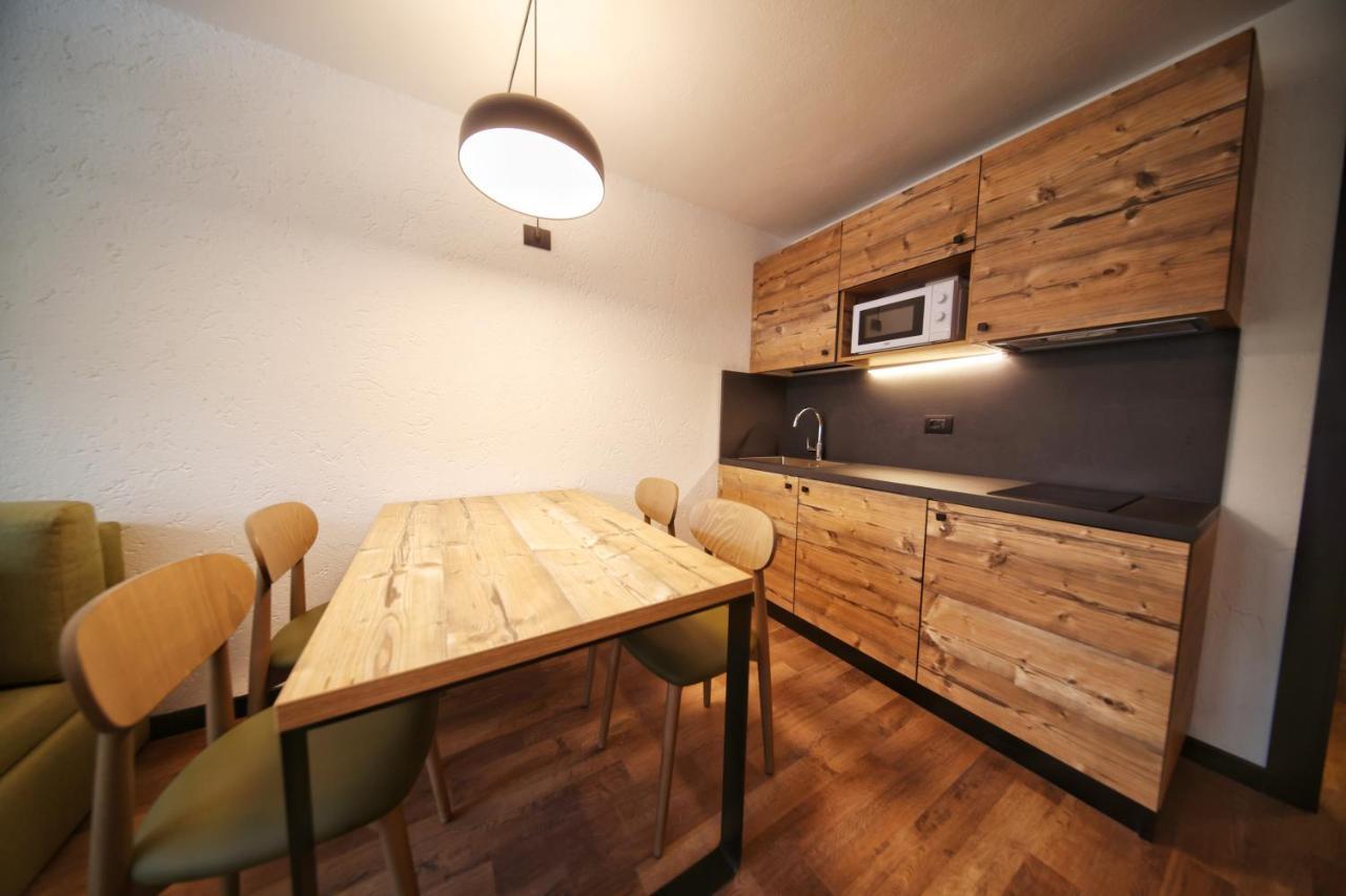 One-Bedroom Apartment,1084984993:JPEG
