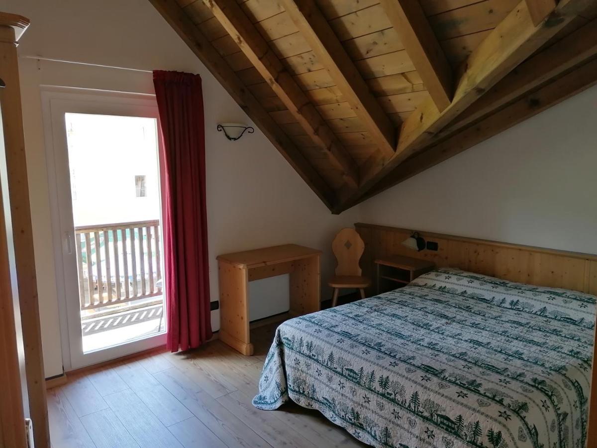 One-Bedroom Apartment,1405063301:JPEG