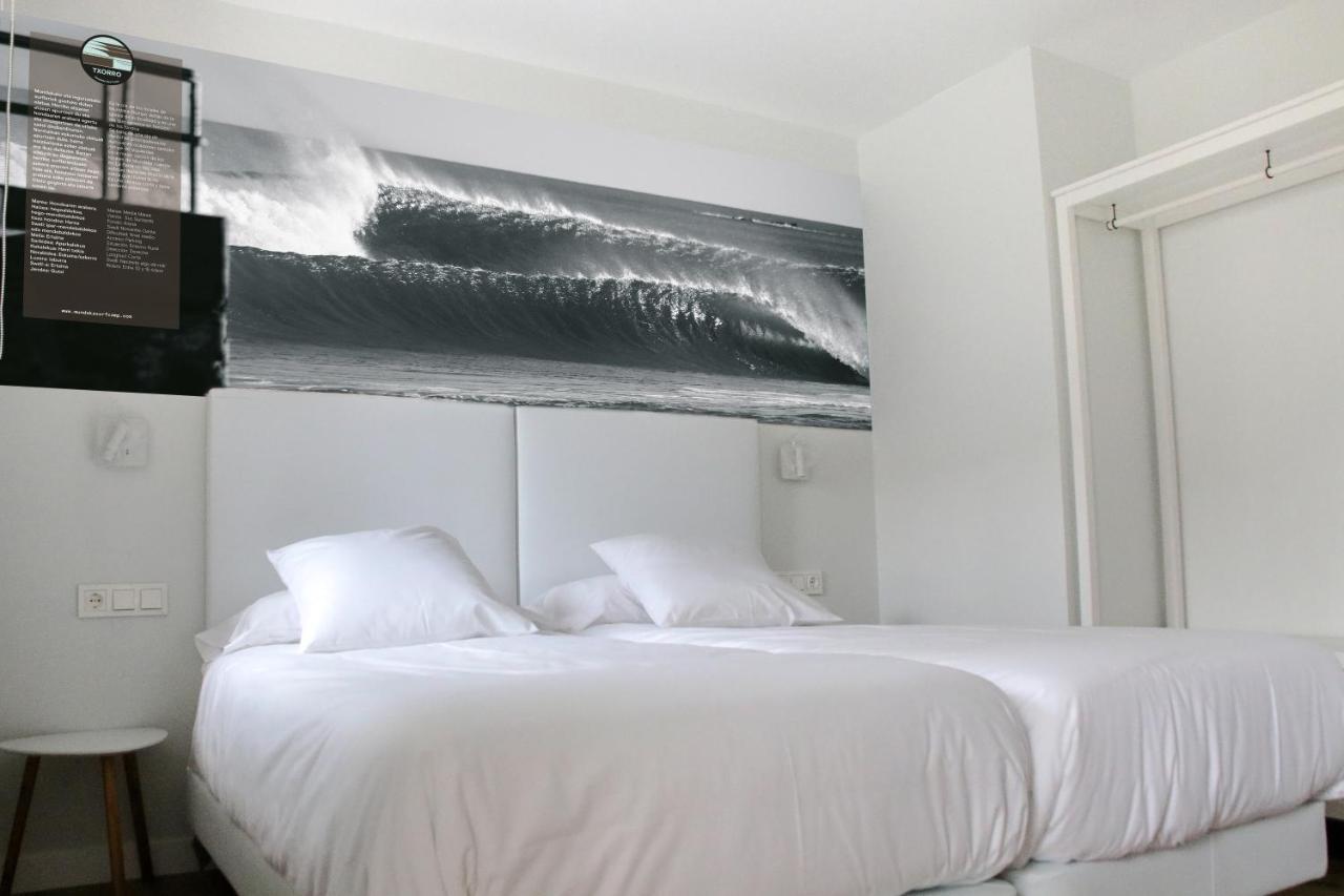 Apartment Balcony,1130314392:JPEG