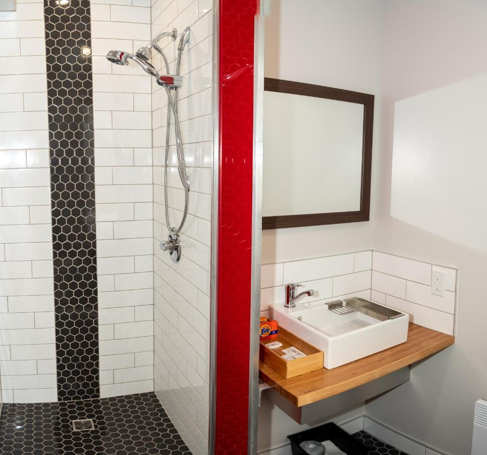 Deluxe Suite,1130263869:JPEG