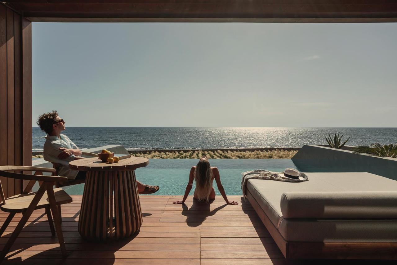 Signature Pool Suite Outdoor Whirlpool Bath Seafront