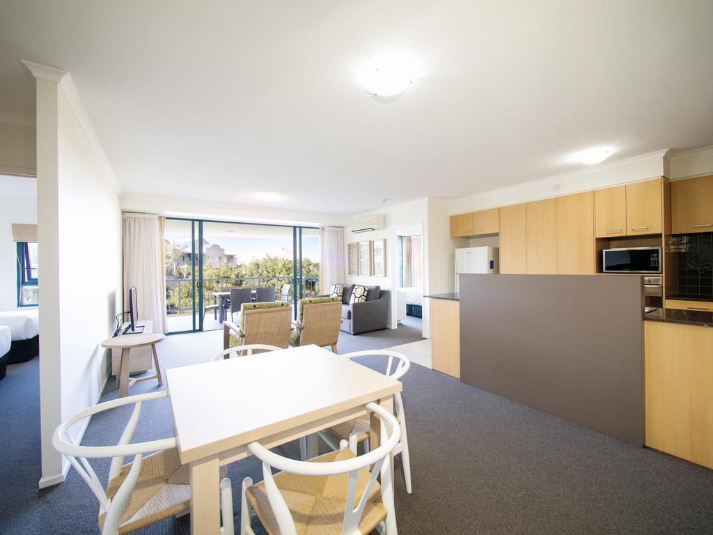 Two-Bedroom Apartment,185530833:JPEG