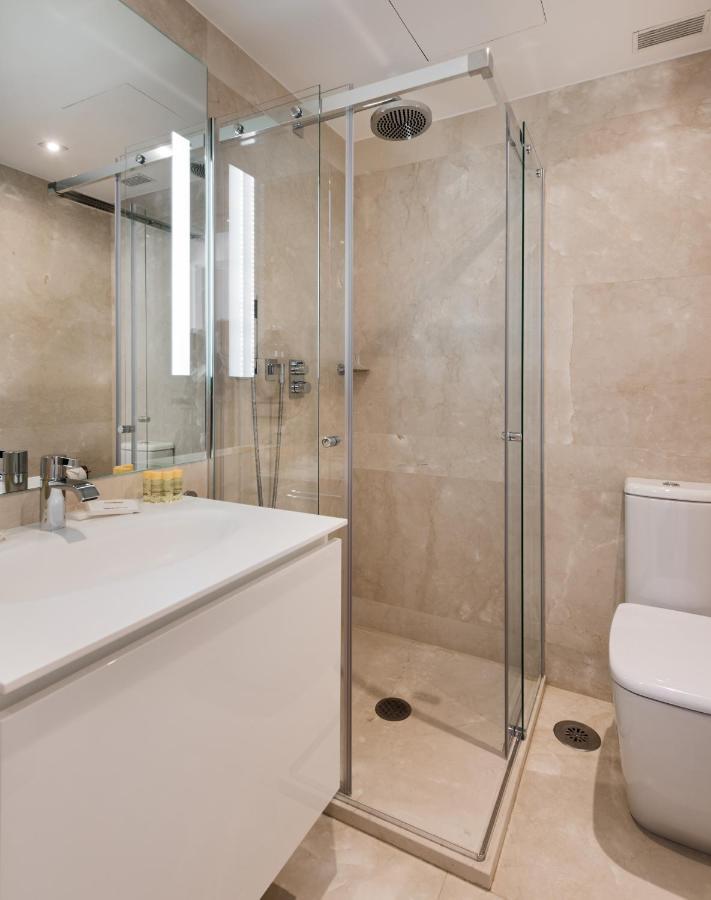 Apartamento de 1 dormitorio con terraza y vistas a la ciudad