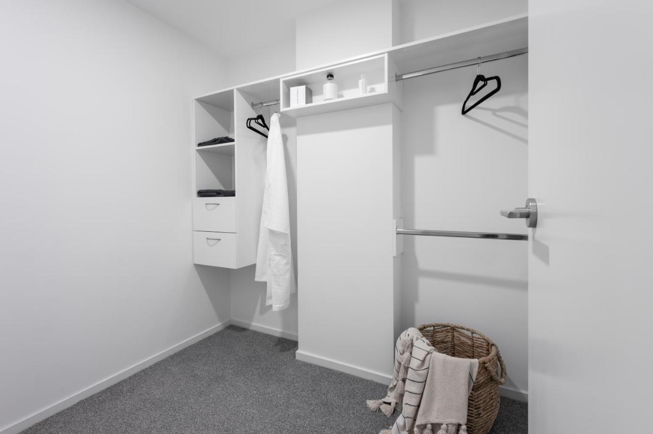 One Bedroom Premier Apartment