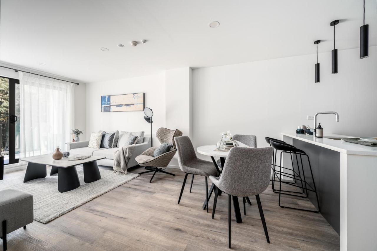 One Bedroom Premier Apartment