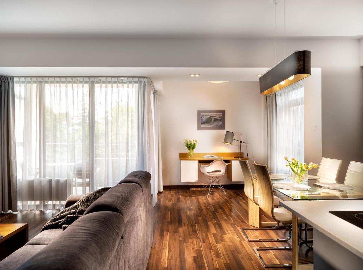 Deluxe Apartment