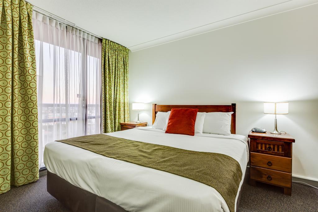 Two-Bedroom Apartment,117462550:JPEG