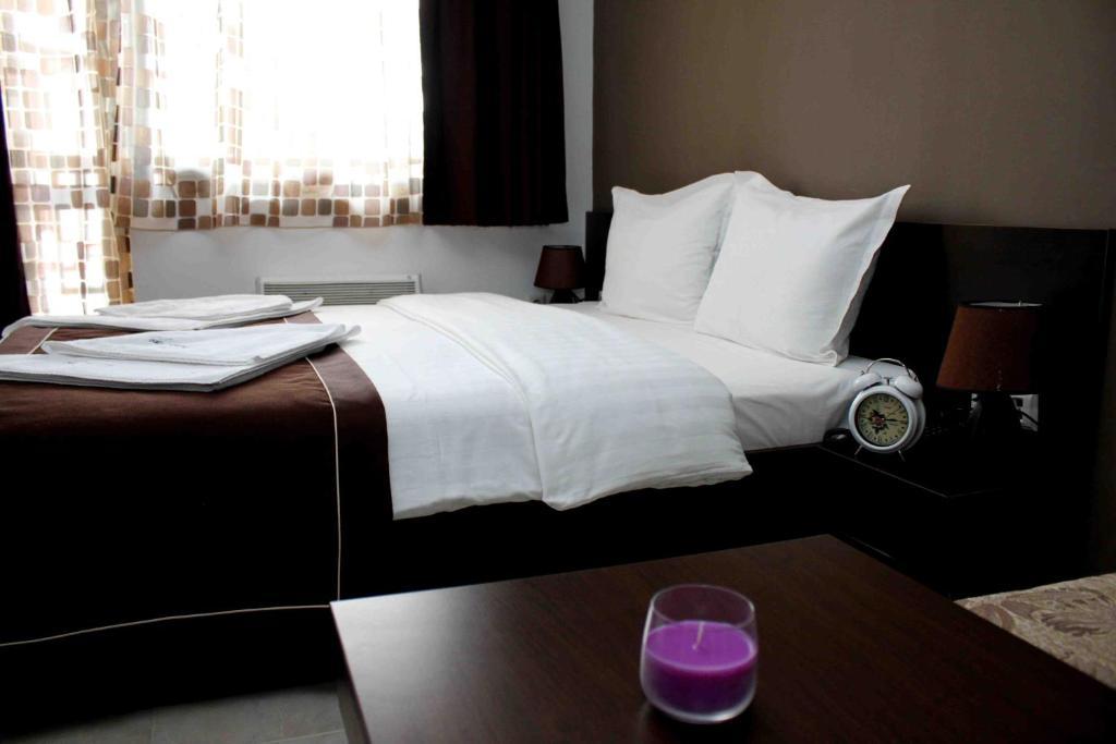 Standard Double Room,1583093273:JPEG