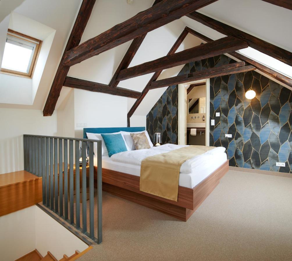 Two-Bedroom Apartment,1708275157:JPEG