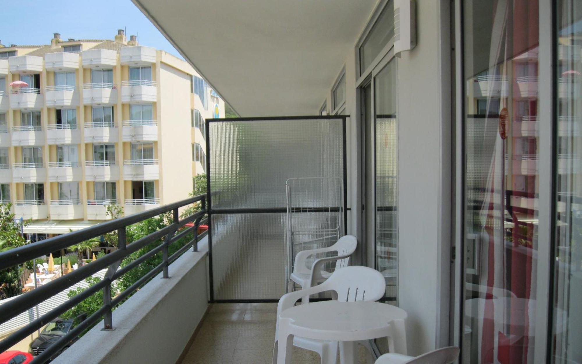 Apartamento (3 adultos + 1 niño)