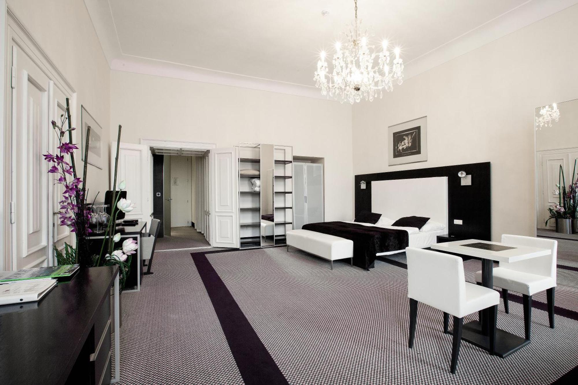 Executive Suite with Balcony
