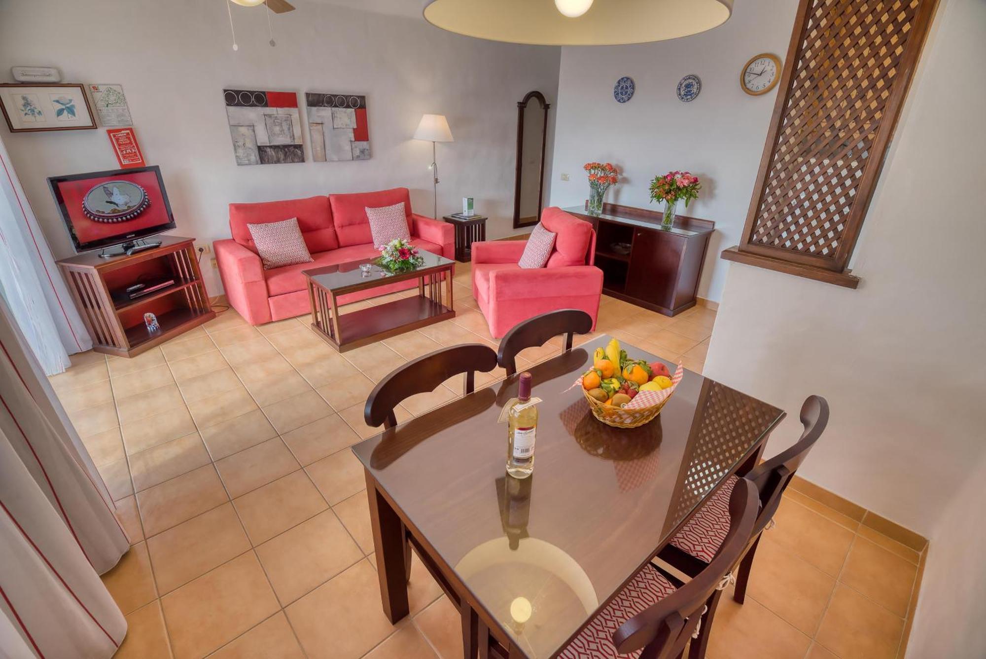 One-Bedroom Apartment,1214593504:JPEG
