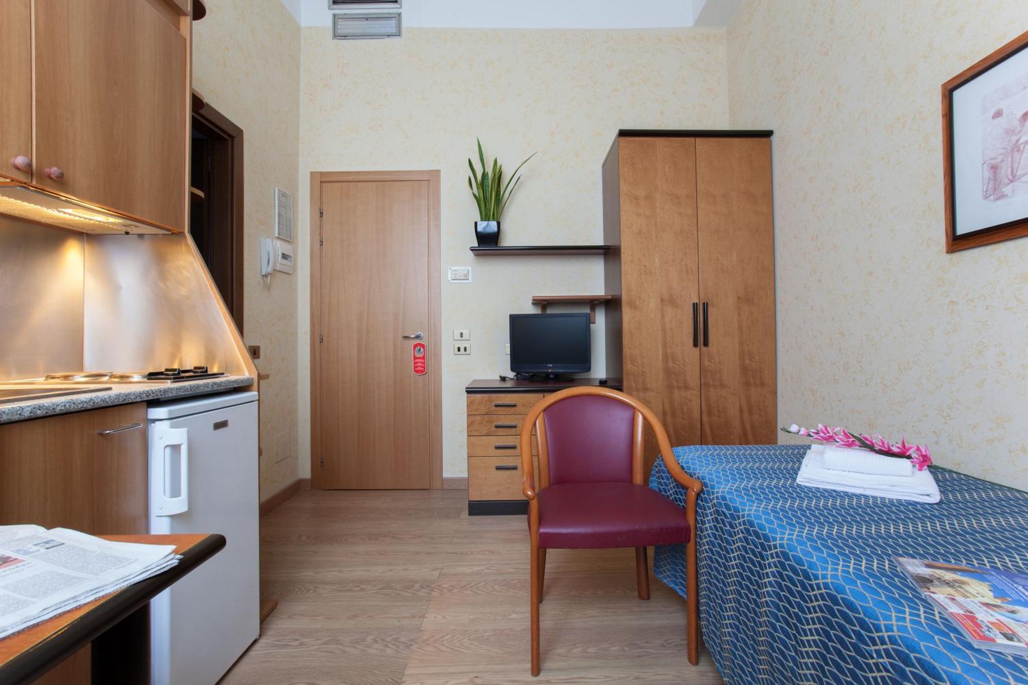Single Room with Kitchenette,1215949831:JPEG