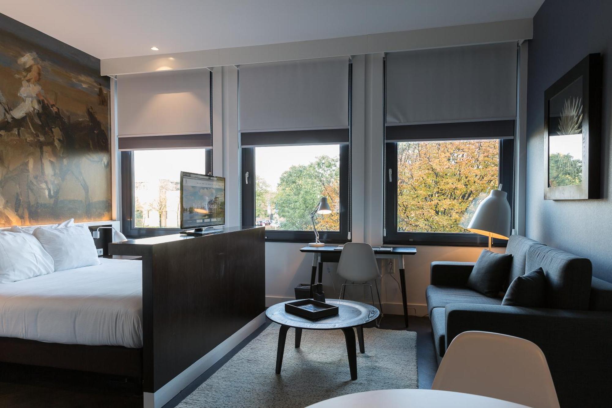 Executive Room,1216662316:JPEG