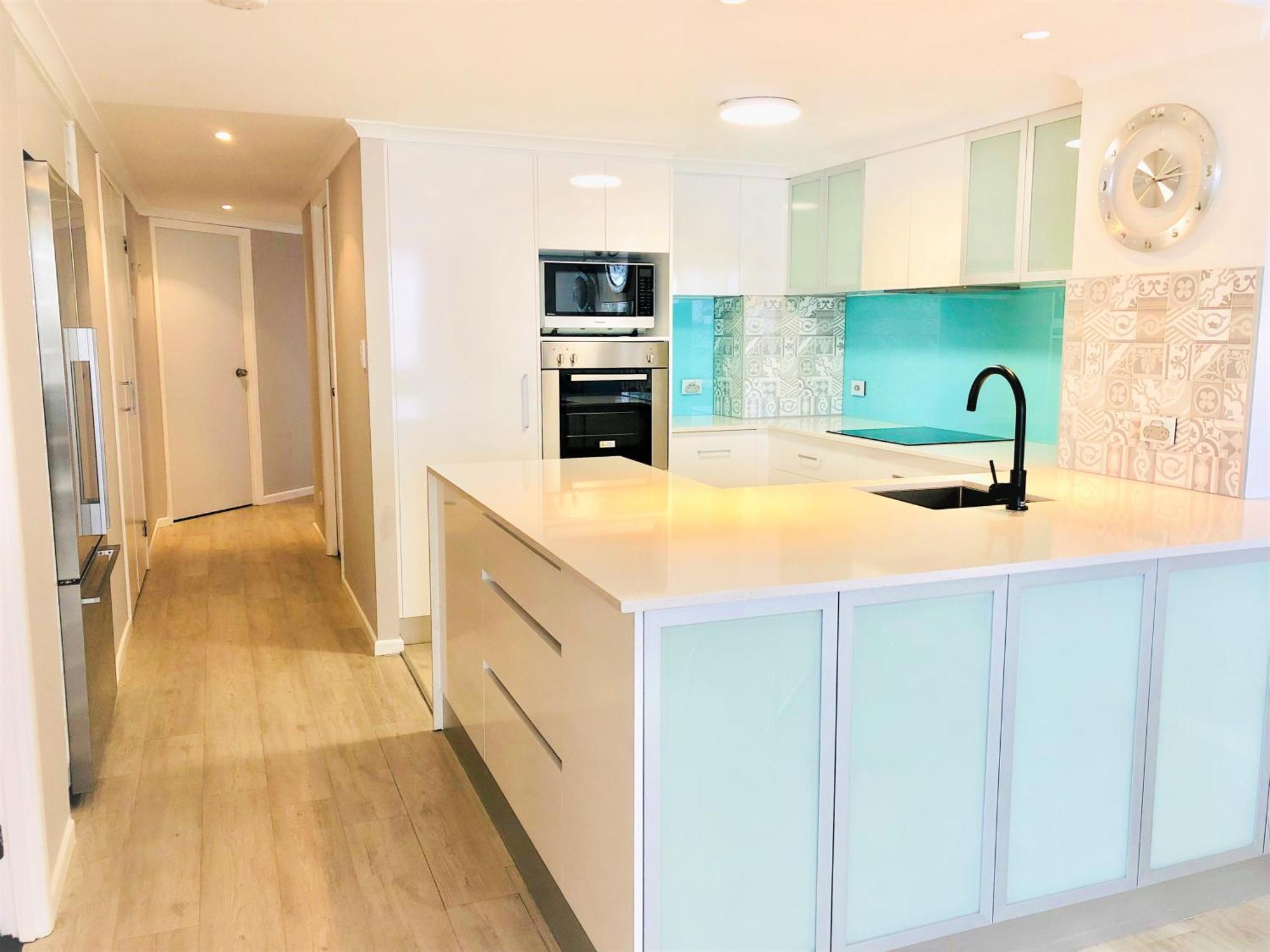 One-Bedroom Apartment with Ocean View