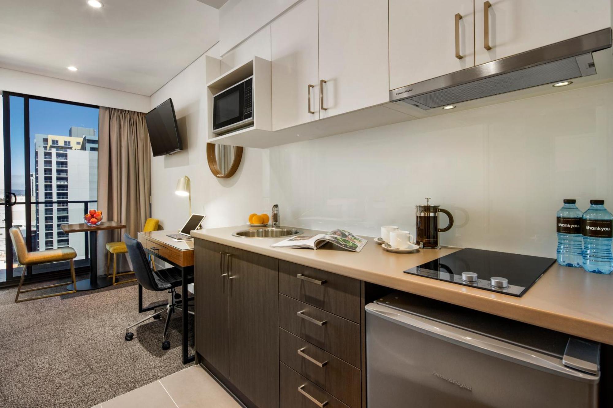 Studio Executive Balcony