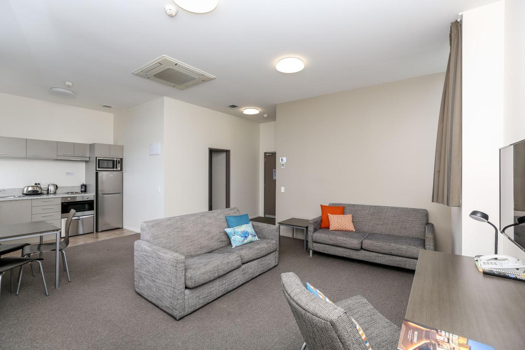 One-Bedroom Executive Suite with Spa