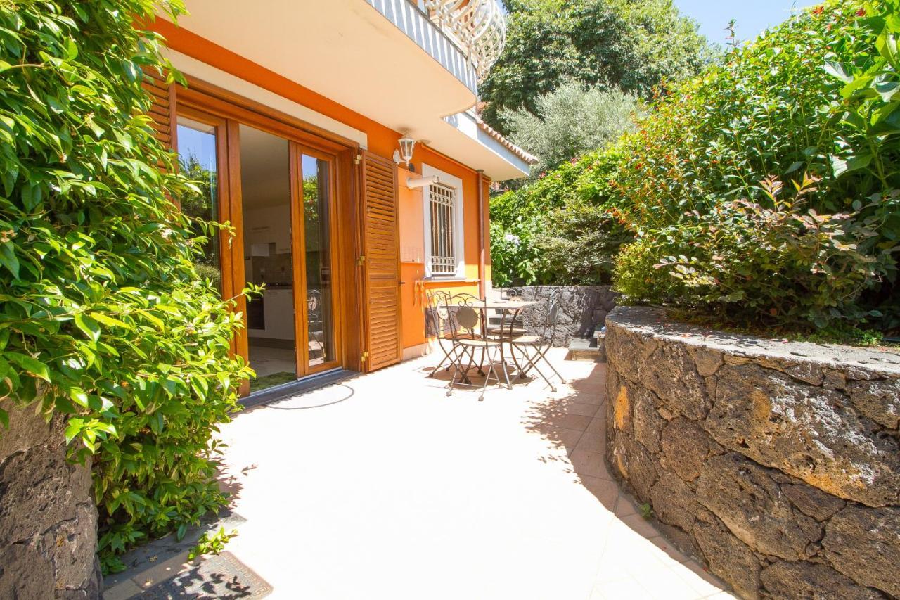 Appartamento con Vista Giardino