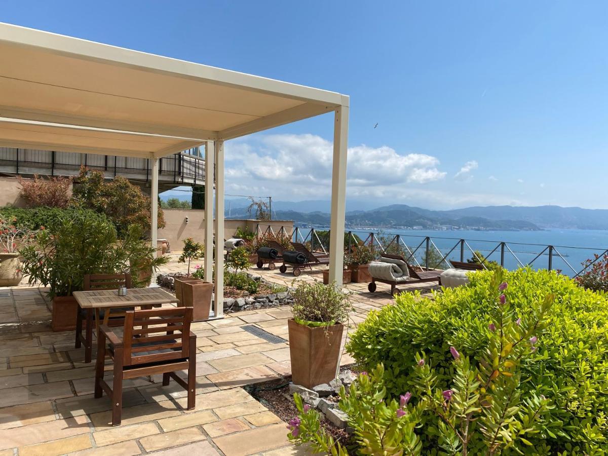 Large Studio with Sea View