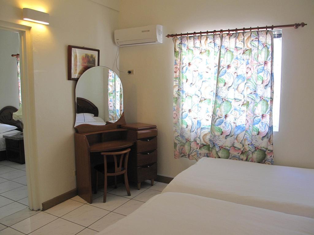 One-Bedroom Suite