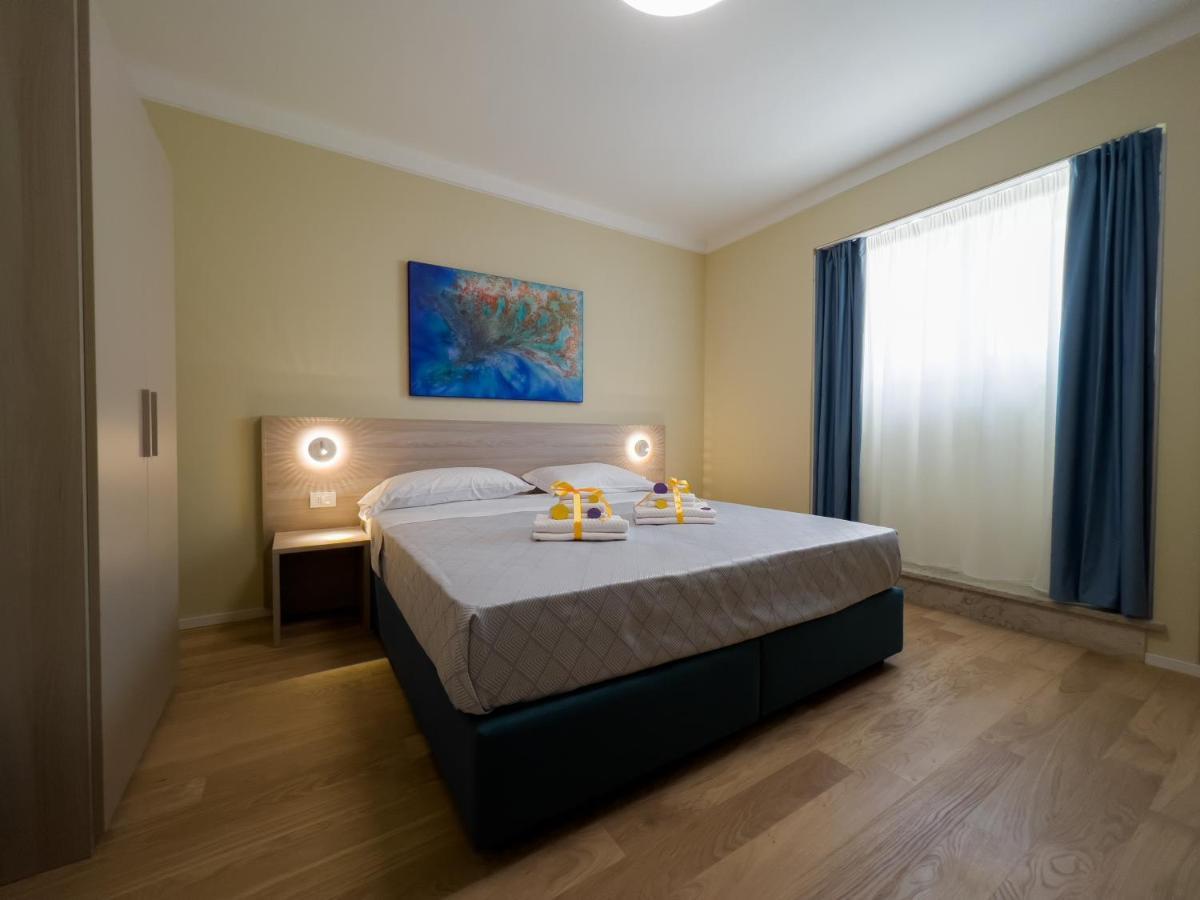 Classic Triple Room,1259706445:JPEG