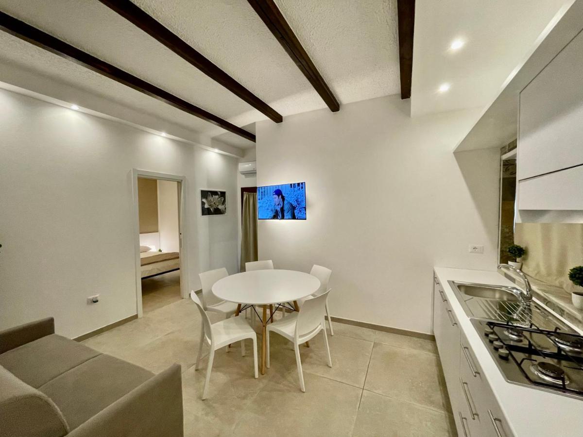 Appartamento con Vista Piscina
