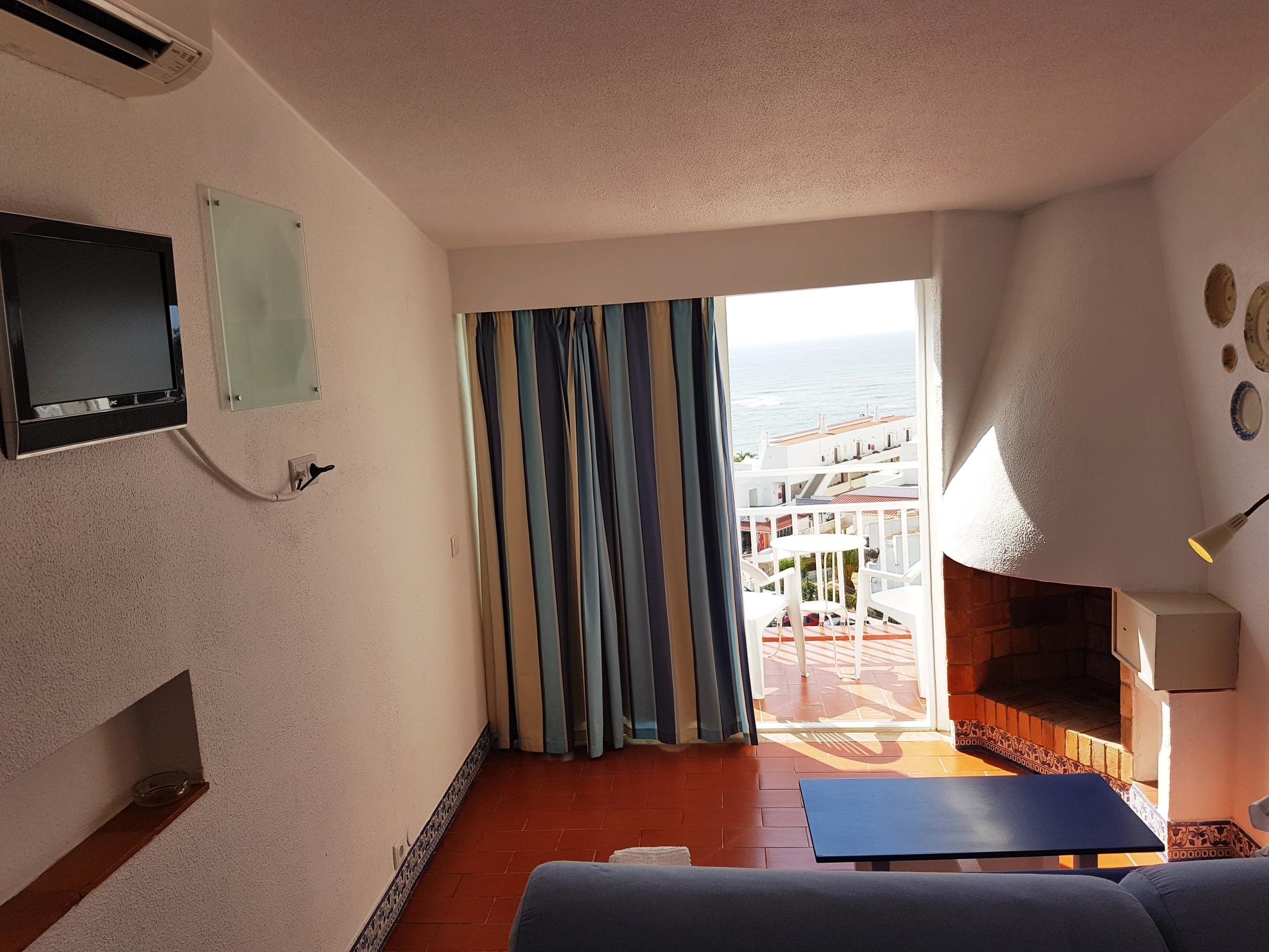 One-Bedroom Apartment Sea View,1274404390:JPEG