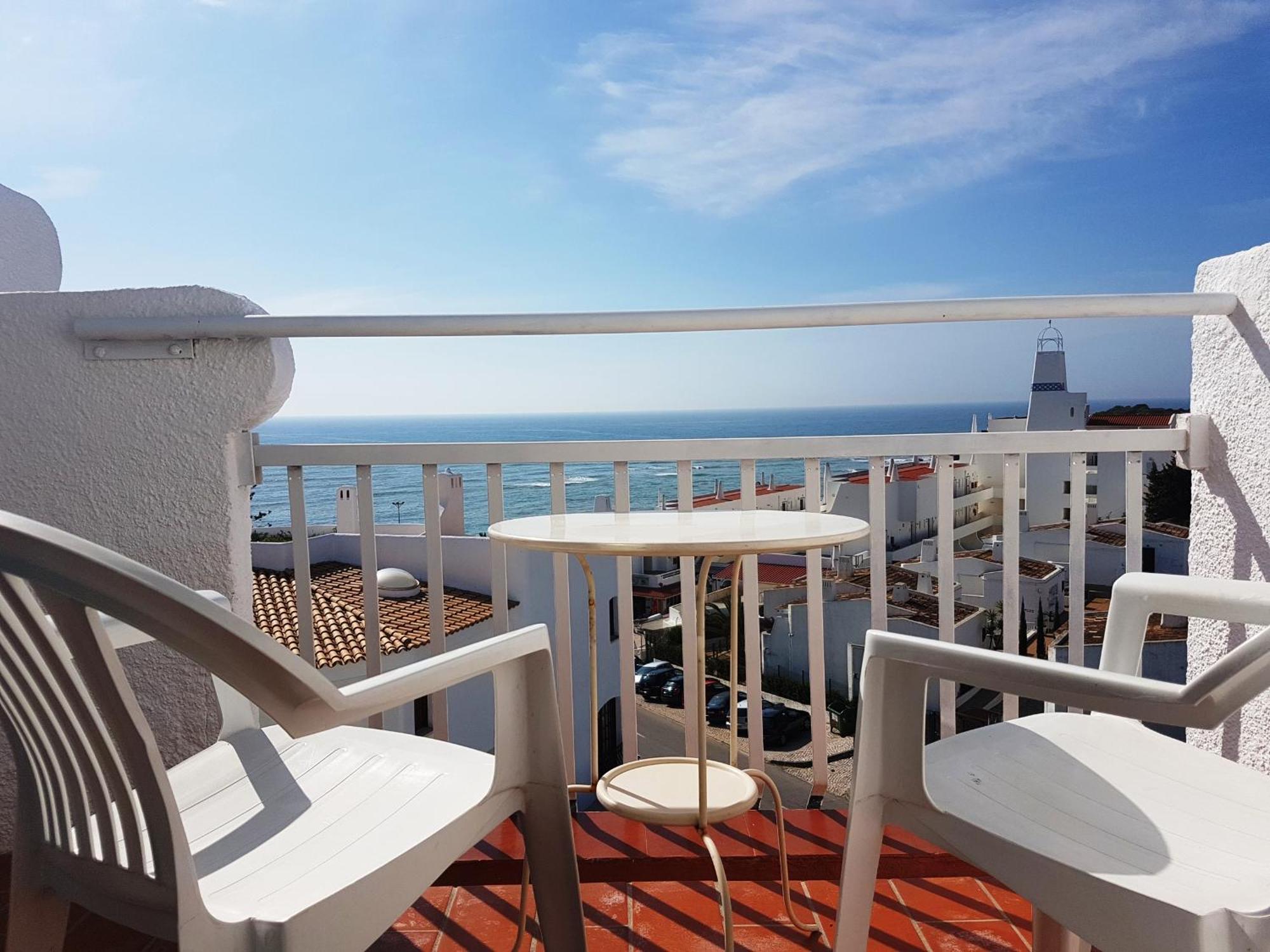 One-Bedroom Apartment Sea View,1516403263:JPEG