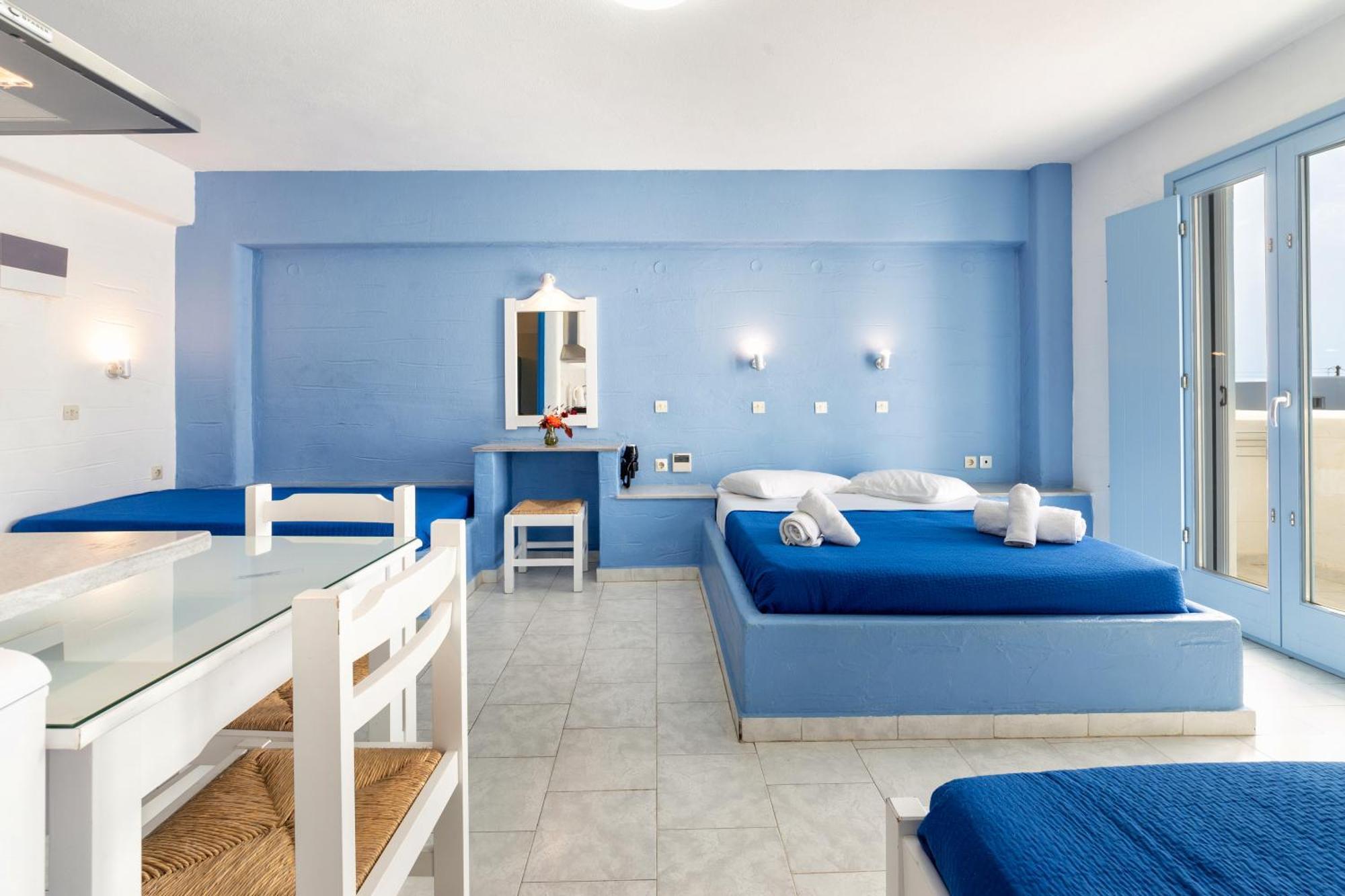 Standard Quadruple Room,1281118123:JPEG