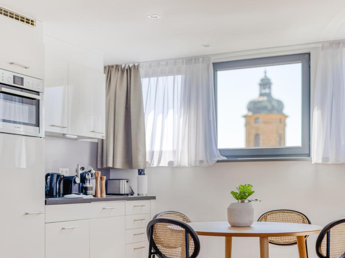 One-Bedroom Suite XL
