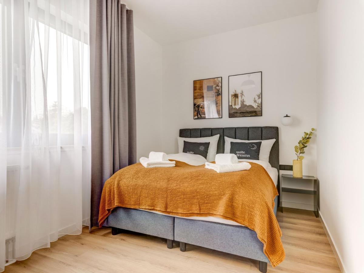 Two-Bedroom Suite Comfort Terrace