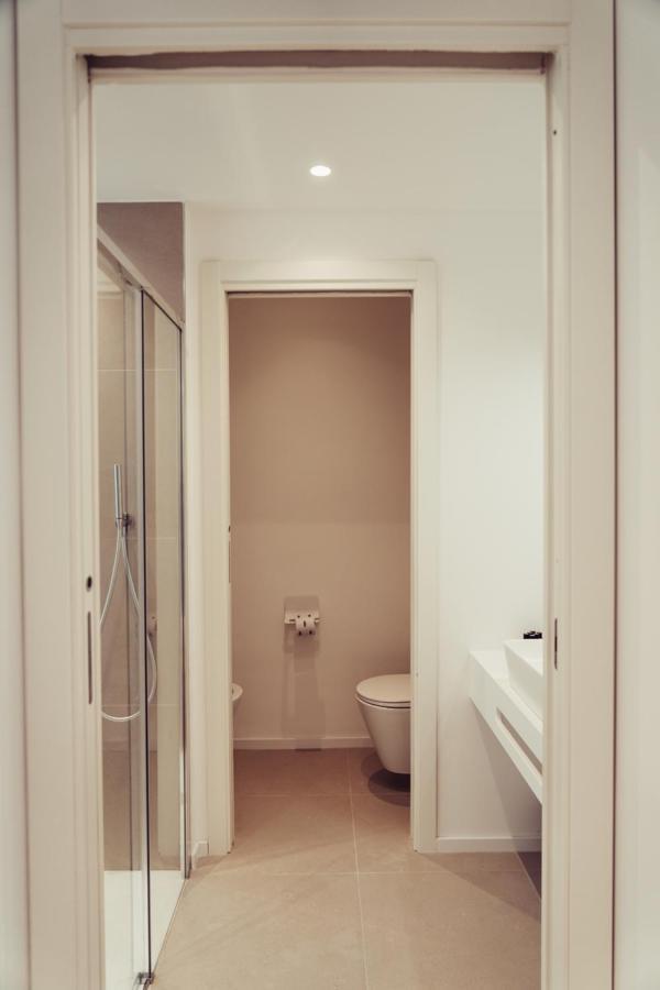 Classic Apartment,1396032506:JPEG