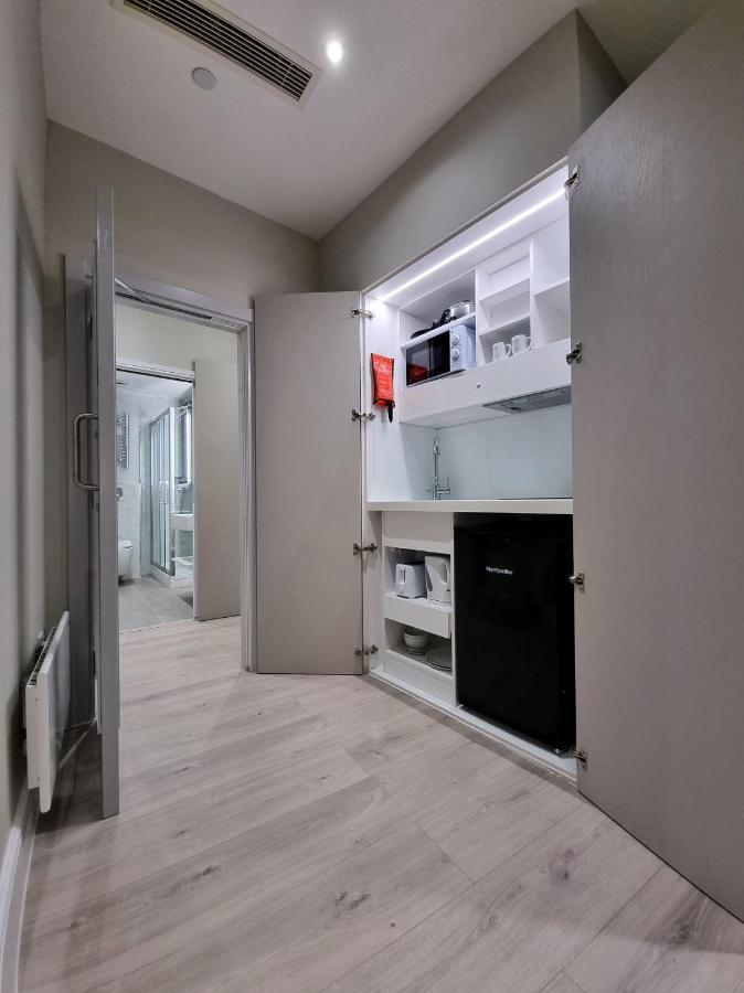 Signature Jacuzzi Suite