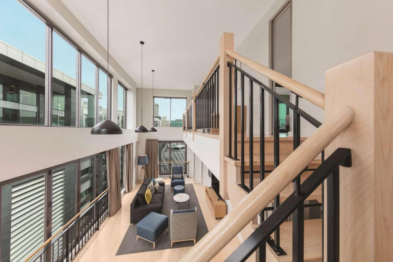 Three-Bedroom Penthouse Apartment