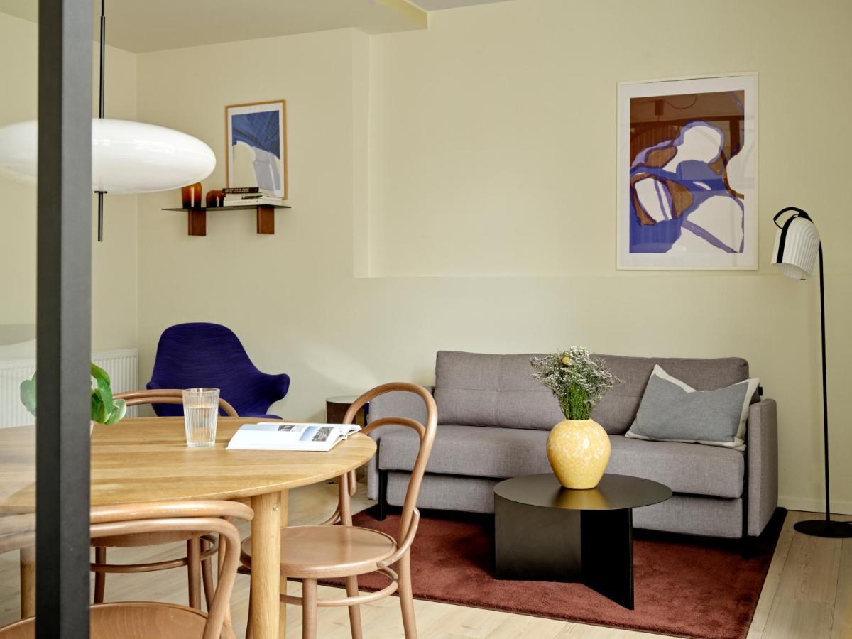 One-Bedroom Apartment,1315303423:JPEG