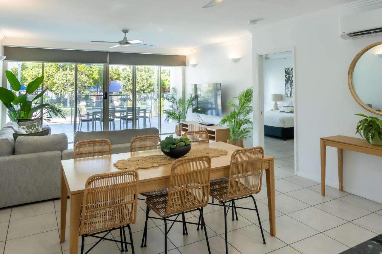 Swim-Out Apartment