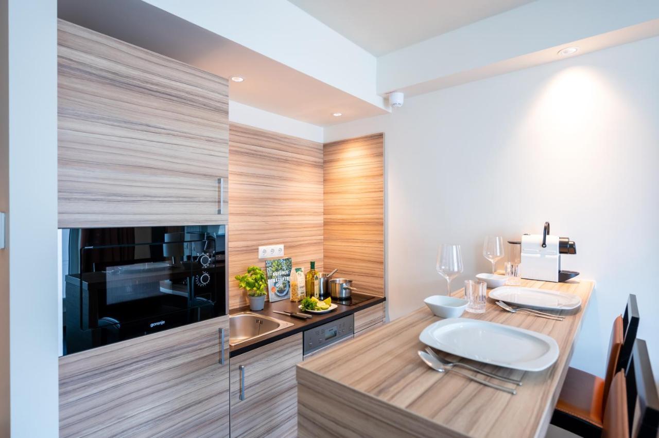 Two-Bedroom Apartment,1322920159:JPEG
