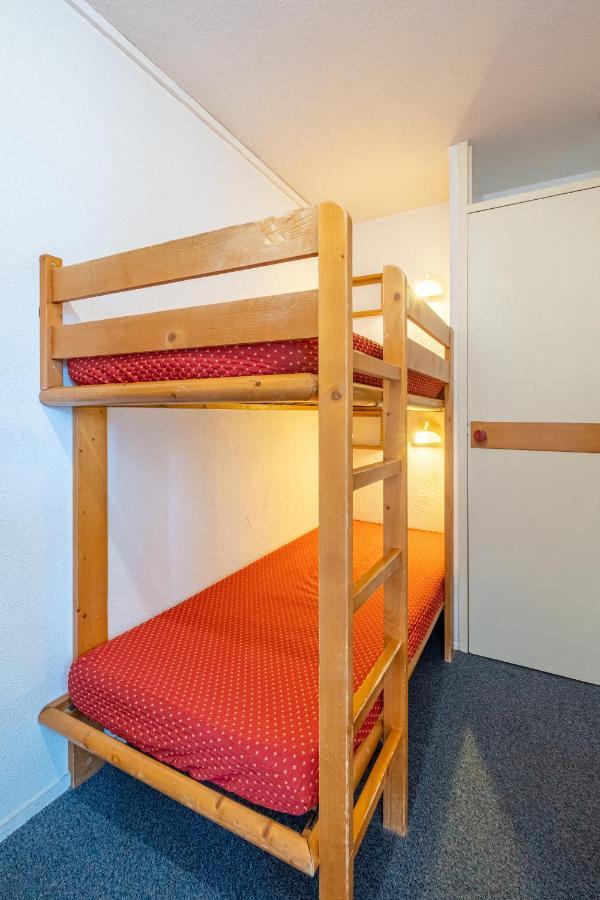 One-Bedroom Apartment Sleeping Alcove,1338509993:JPEG