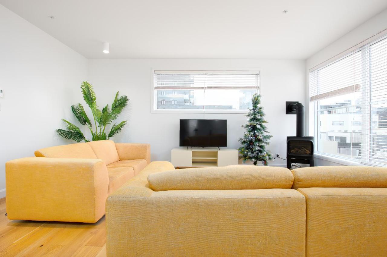 Apartment with private spa and terrace - 3 king bedrooms, 3 bathrooms