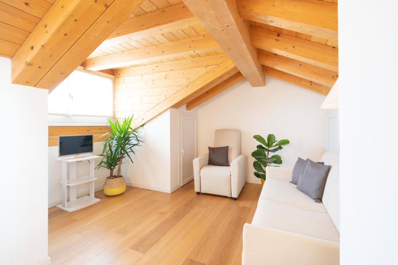 Appartamento con 2 Camere da Letto