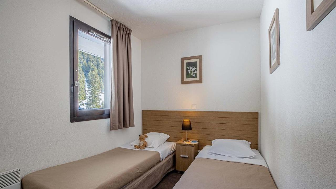 Three-Bedroom Apartment,1377760601:JPEG