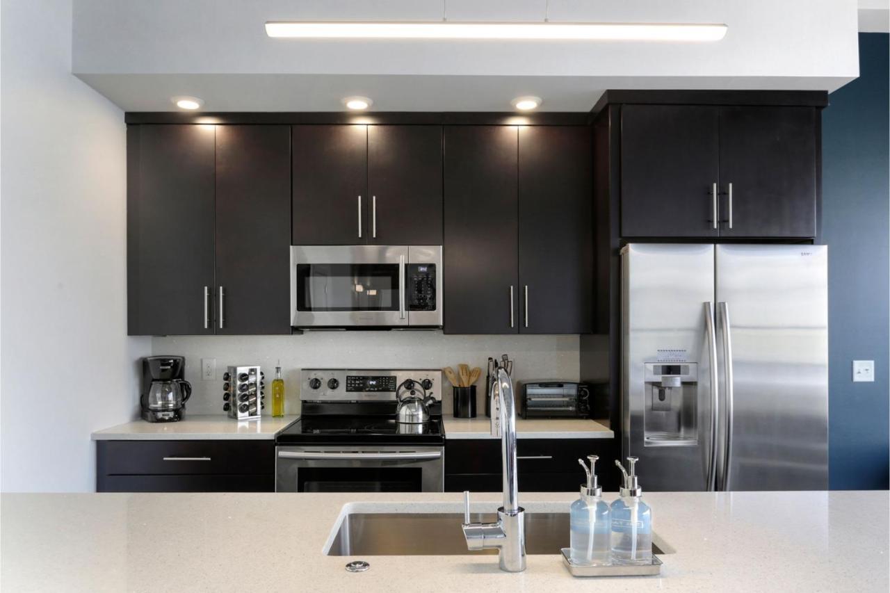 Three-Bedroom Apartment,1395019562:JPEG